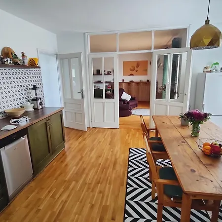 Hedonists Paradise *