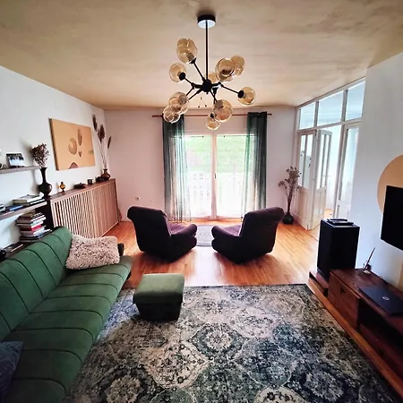 Feriehus Hedonists Paradise *