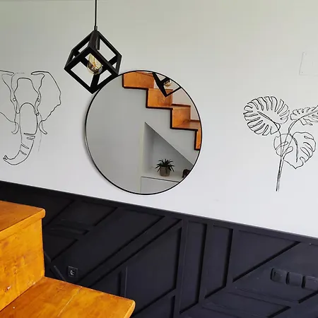 別荘 Hedonists Paradise *