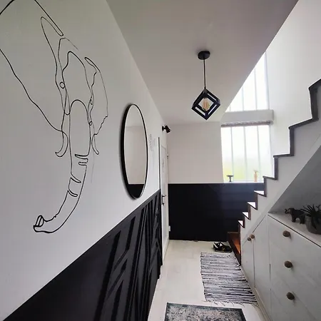 Hedonists Paradise *