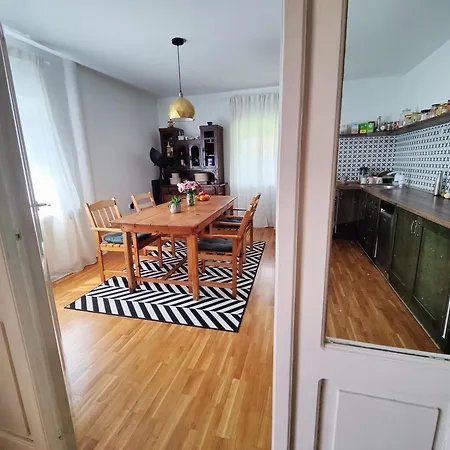 Hedonists Paradise 別荘 *