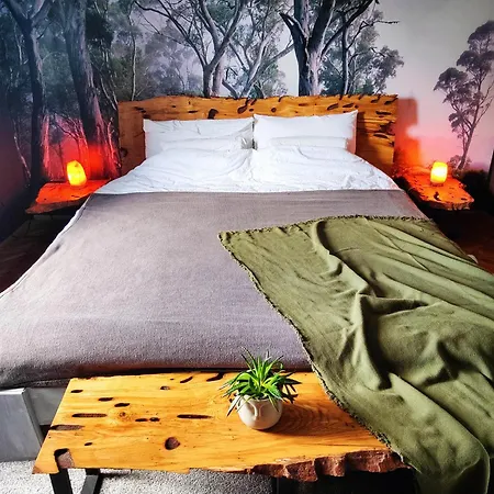 別荘 Hedonists Paradise Omoljica